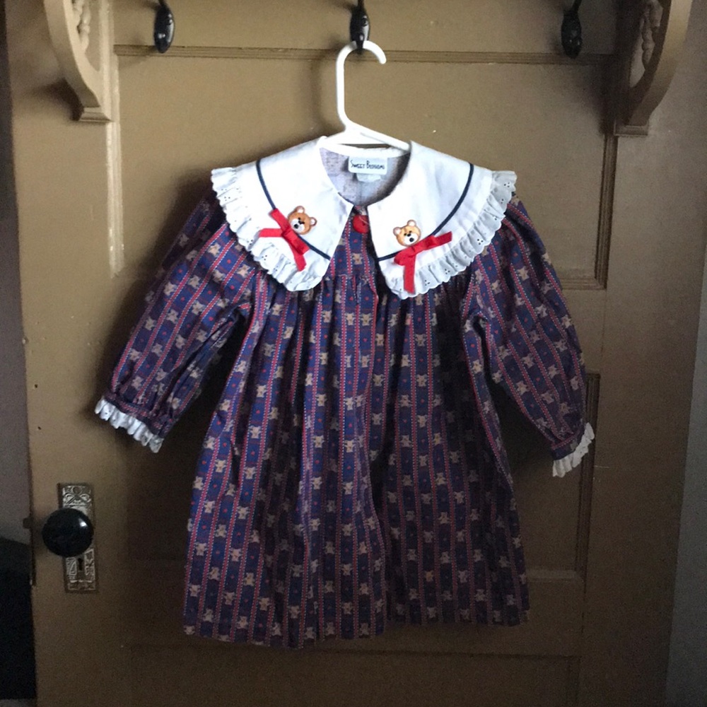 Size 4 little girl dress